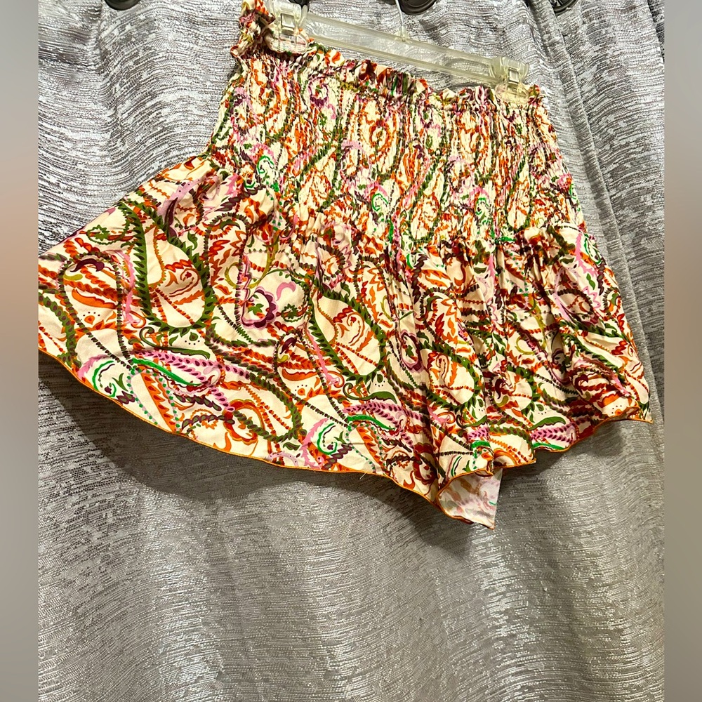 ZARA Flutter Hem Shirred Shorts
